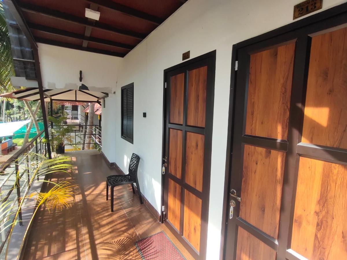Pv Cottages - Serenity Beach ปอนดิเชอรี ภายนอก รูปภาพ