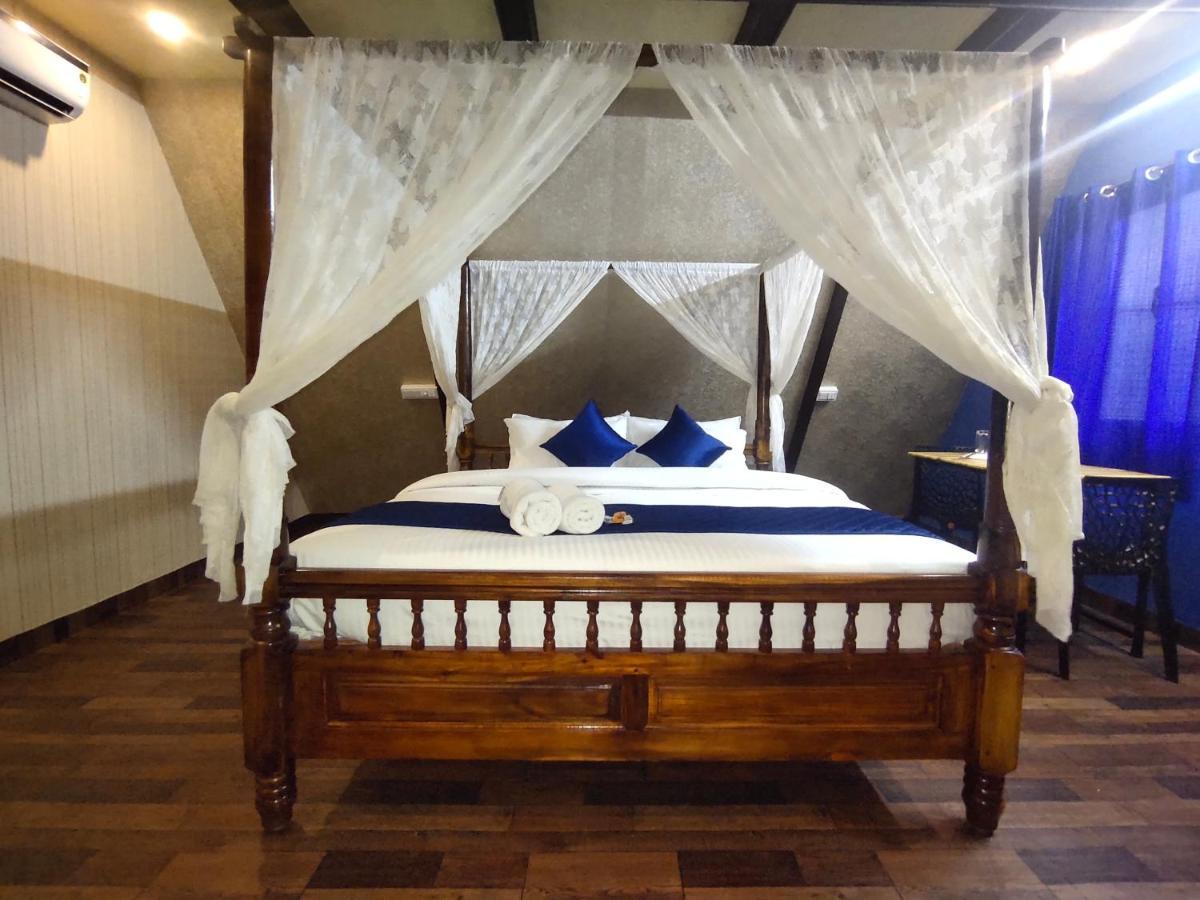 Pv Cottages - Serenity Beach ปอนดิเชอรี ภายนอก รูปภาพ