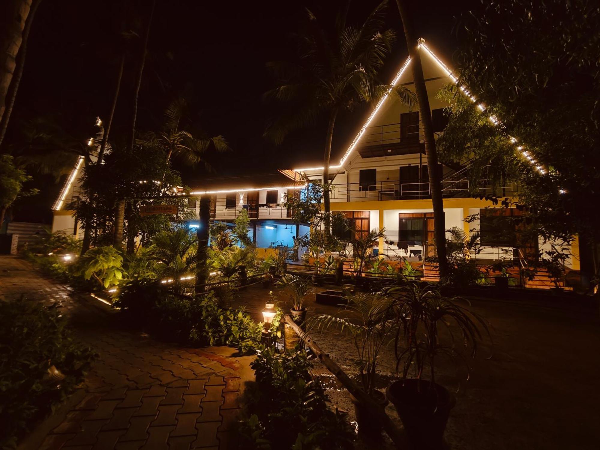 Pv Cottages - Serenity Beach ปอนดิเชอรี ภายนอก รูปภาพ