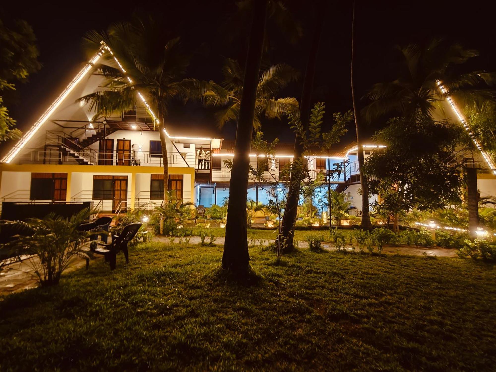 Pv Cottages - Serenity Beach ปอนดิเชอรี ภายนอก รูปภาพ