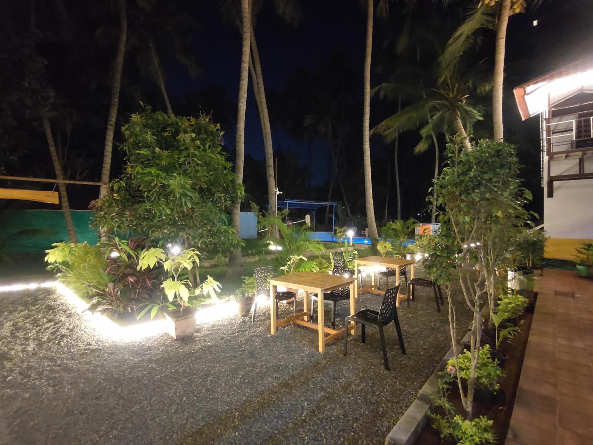 Pv Cottages - Serenity Beach ปอนดิเชอรี ภายนอก รูปภาพ