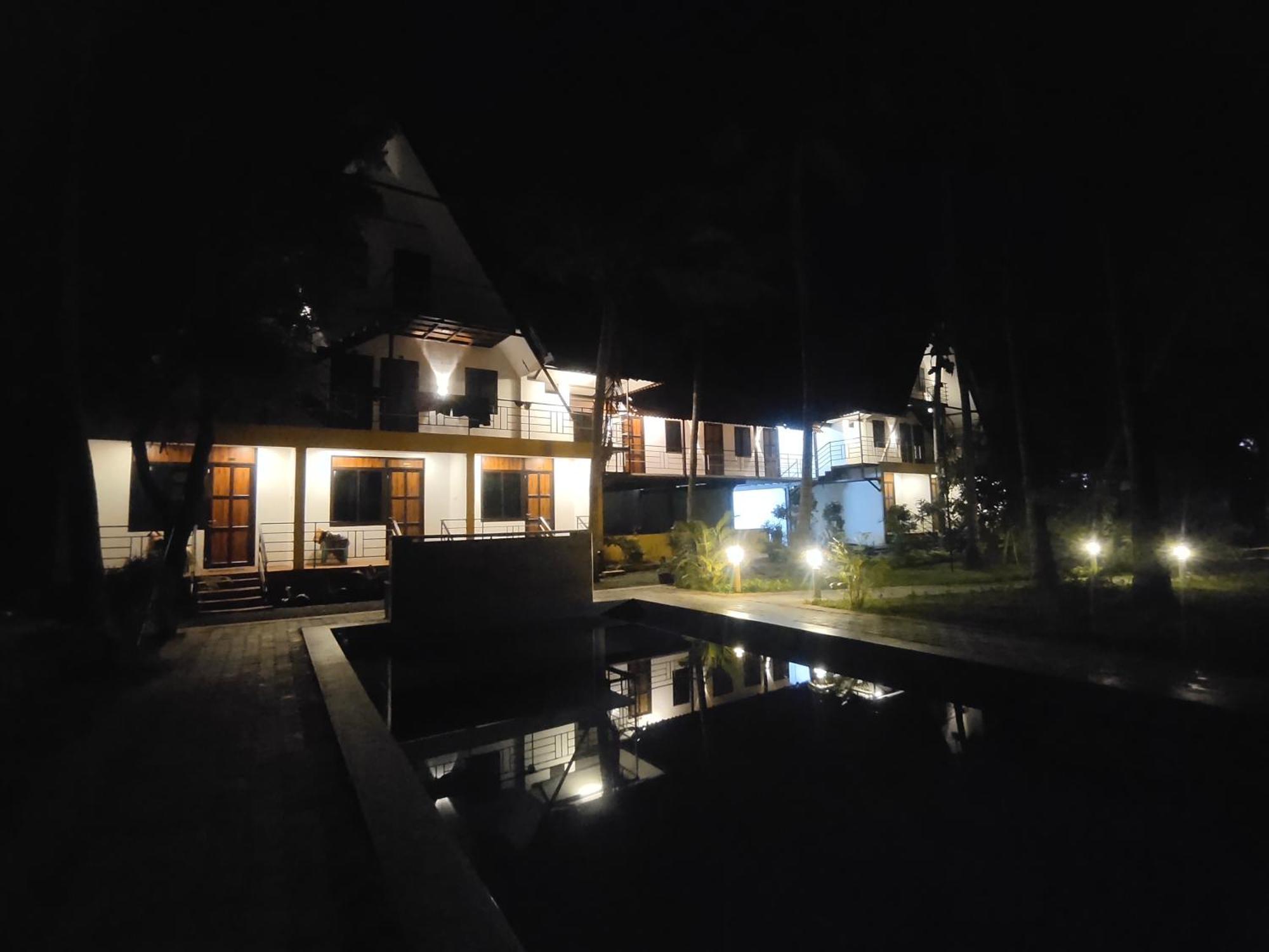 Pv Cottages - Serenity Beach ปอนดิเชอรี ภายนอก รูปภาพ